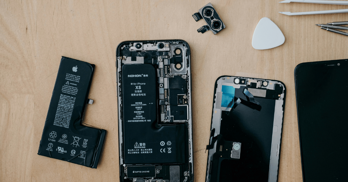 Manage Your Phone Repair Business Better: 4 Top Tips